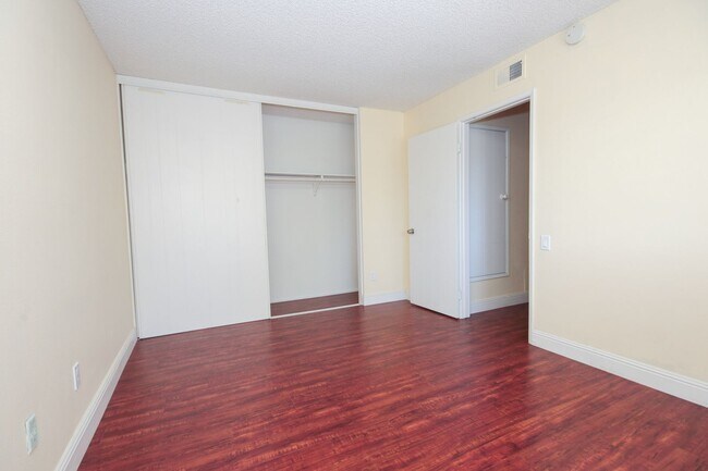 Building Photo - Stylish Corsican Village Retreat with Garage, Patio & Modern Convenience