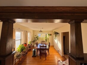 Building Photo - 3910-3912 Thomas Ave South