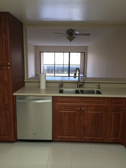 Building Photo - 1030 US-1