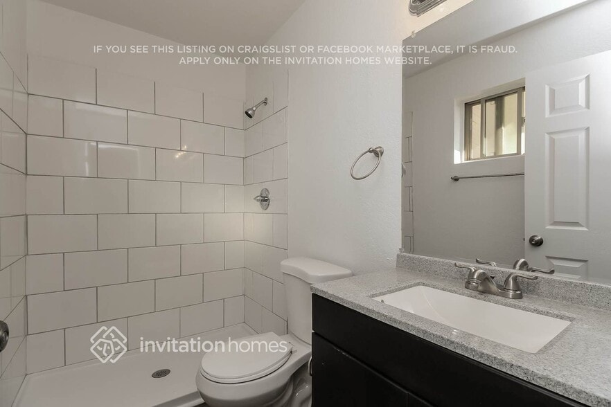 Building Photo - 309 W Palo Verde St