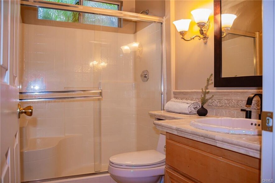 Building Photo - 4469 Torrey Pines Dr