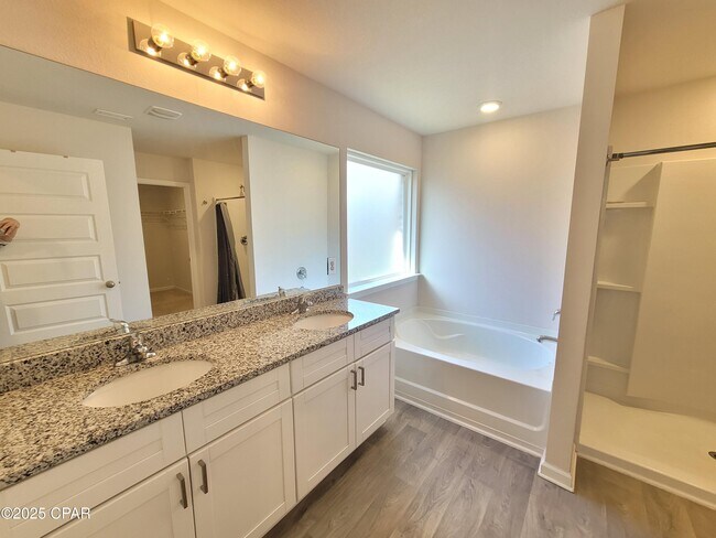 Building Photo - 4745 Firefly Ln