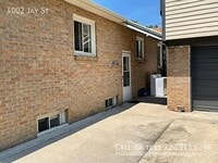 Building Photo - 4002 Jay St