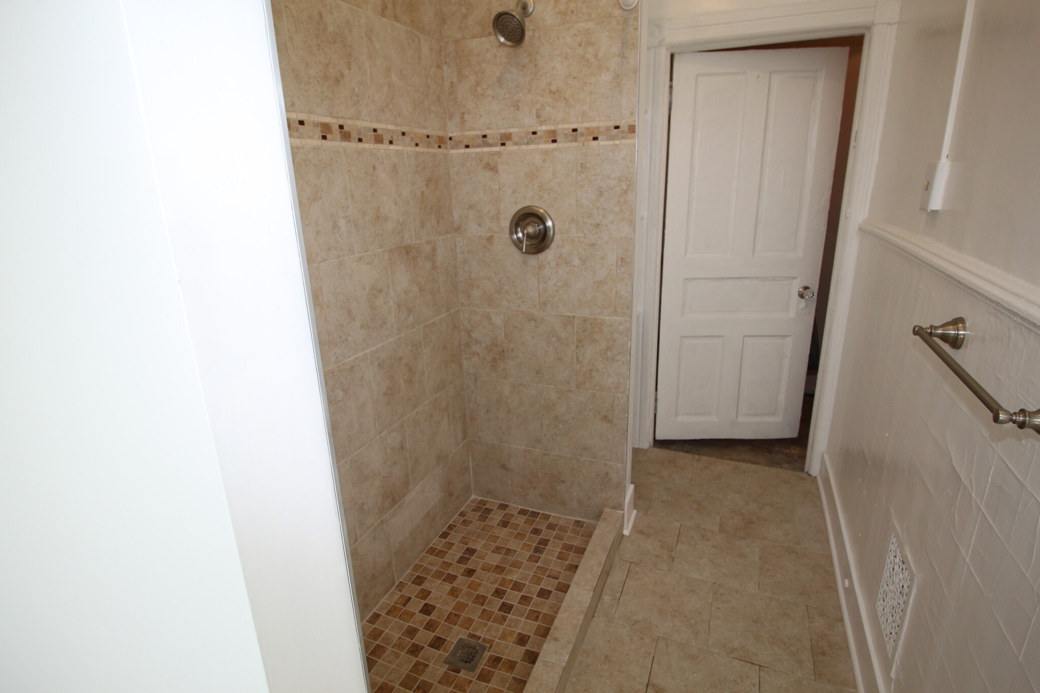 Bathroom - 3225 Joe Hammer Square