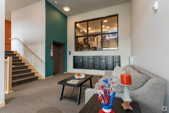 Lobby - Centralia View Senior Living