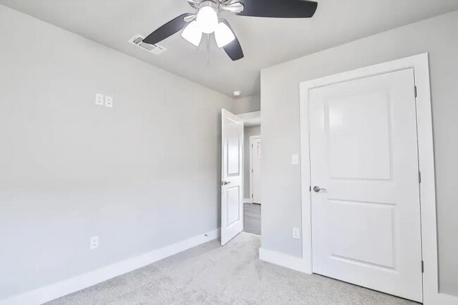 Building Photo - Beautiful 4 Bedroom Home in South Lubbock with Modern Finishes & Great Location!