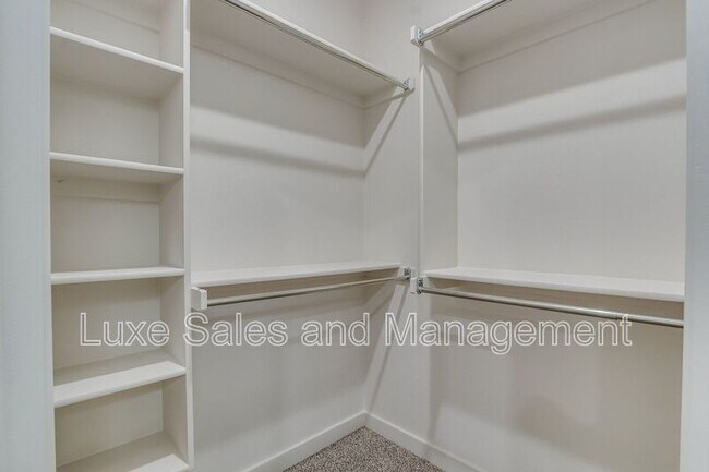 Building Photo - 8301 NW 163rd Ter