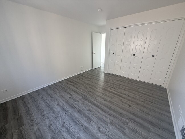 Building Photo - 2300 N Harlem Ave