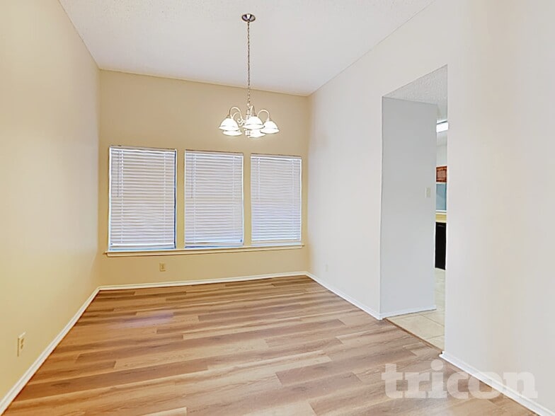 Building Photo - 8058 Pioneer Trail Dr