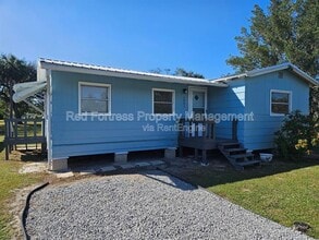 Building Photo - 3005 Beatrice Pl