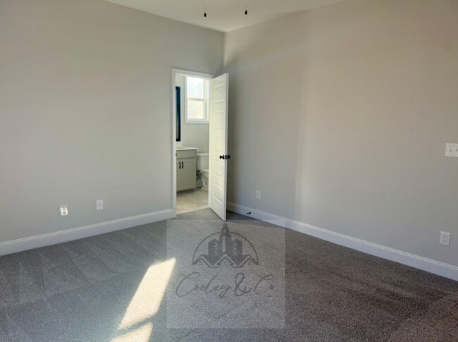 Building Photo - 63 Barhams Mill Pond Wy