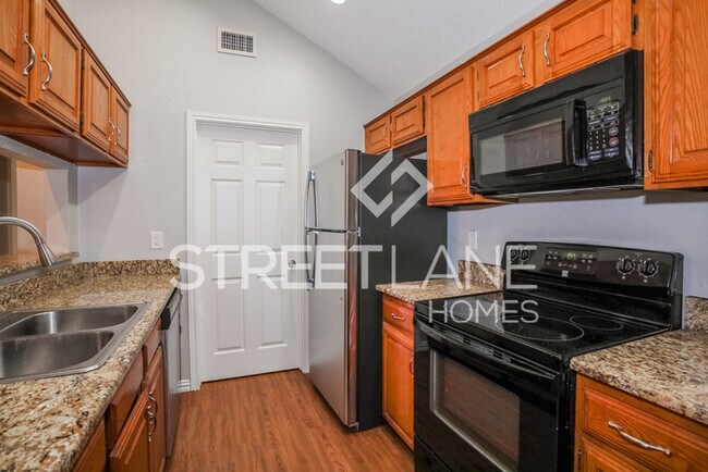 Building Photo - Charming 2 Bedroom in Mesquite!