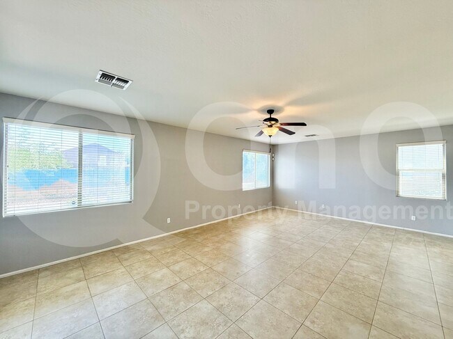 Building Photo - 4413 E Odessa Dr