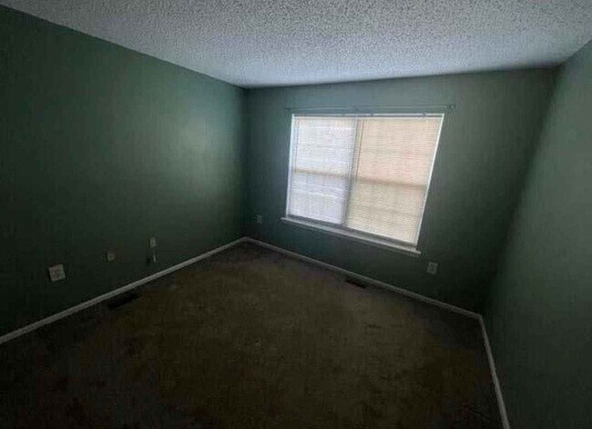 Building Photo - 106 Callahan Ct