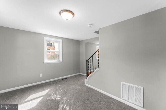 Building Photo - 1111 Balboa Ave