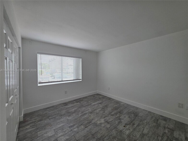 Building Photo - 7971 SW 152nd Ave