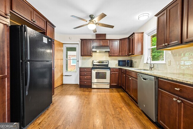 Building Photo - 2955 Appling Way