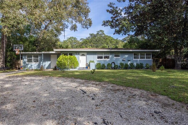 Building Photo - 601 NW 34th Ter