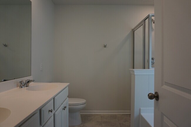 Building Photo - 210 Daniels Creek Cir