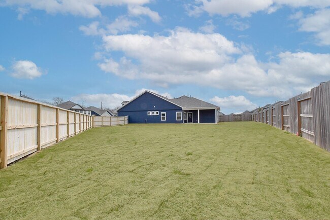 Building Photo - 8302 Red Shiner Wy