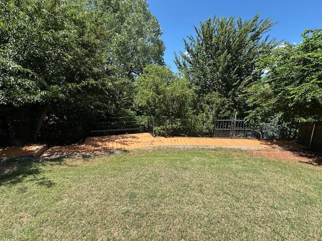 Building Photo - 7213 Lakewood Cir
