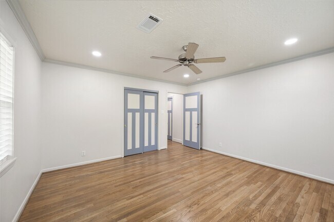 Building Photo - 855 Judiway St