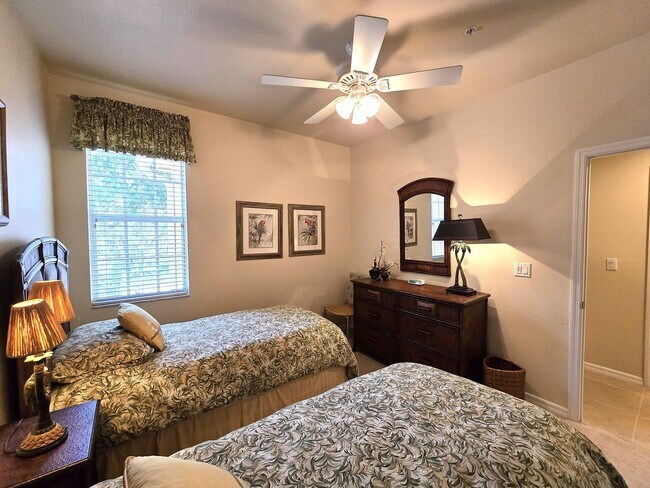 Building Photo - ** PELICAN LANDING ** 3 BED / 2 BATH - GARAGE - AMAZING AMENITIES - FURNISHED - ANNUAL RENTAL