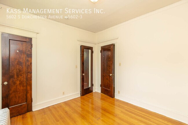 Building Photo - 5602 S Dorchester Ave