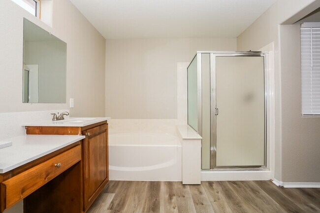 Building Photo - 8149 Finch Feather St