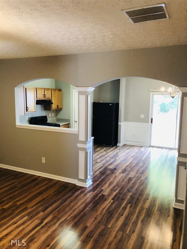 Building Photo - 2832 Snapfinger Manor