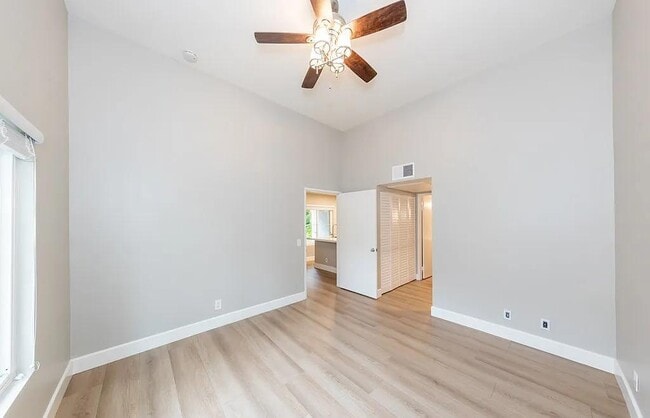 Building Photo - 28107 Caldaro