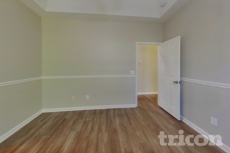Building Photo - 12 New Stock Ct
