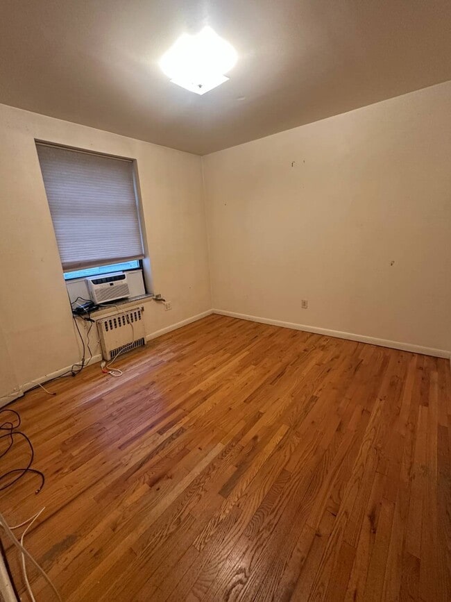 Building Photo - 31-46-46 35th St