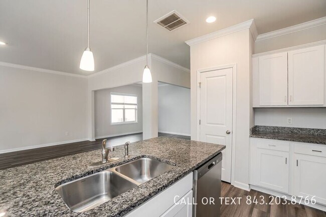 Building Photo - 316 Torslanda Ln