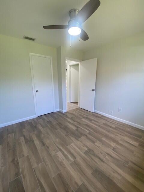 Building Photo - 1100 Cameo Cir