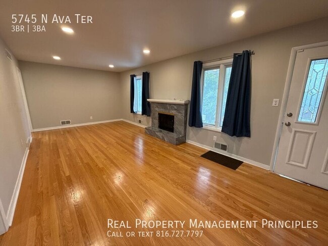 Building Photo - 5745 N Ava Terrace