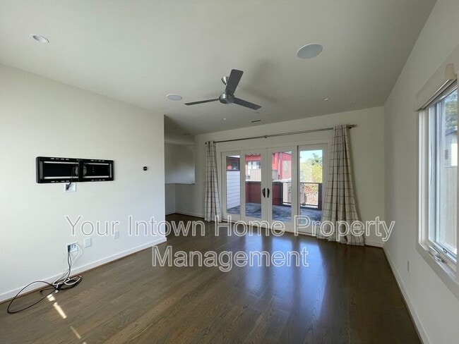 Building Photo - 504 Rankin St NE