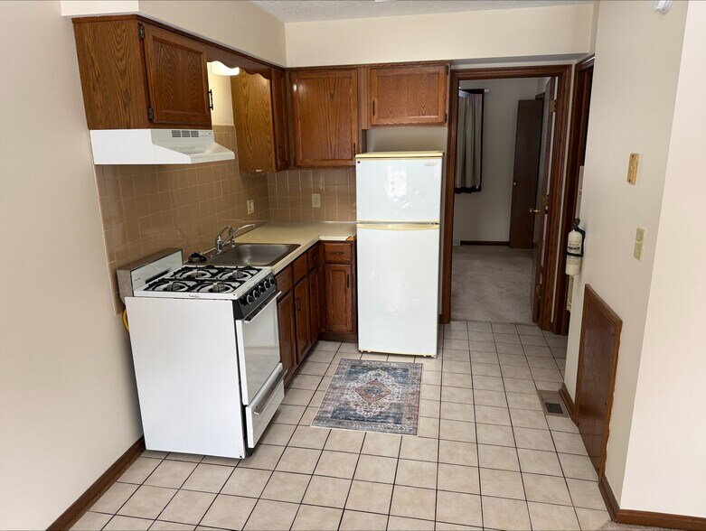 Building Photo - 1283 California Ave