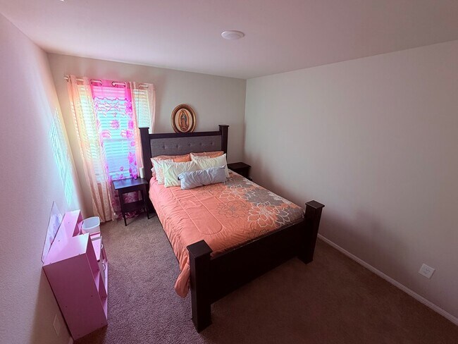 Building Photo - 7713 Orange Blossom Rd