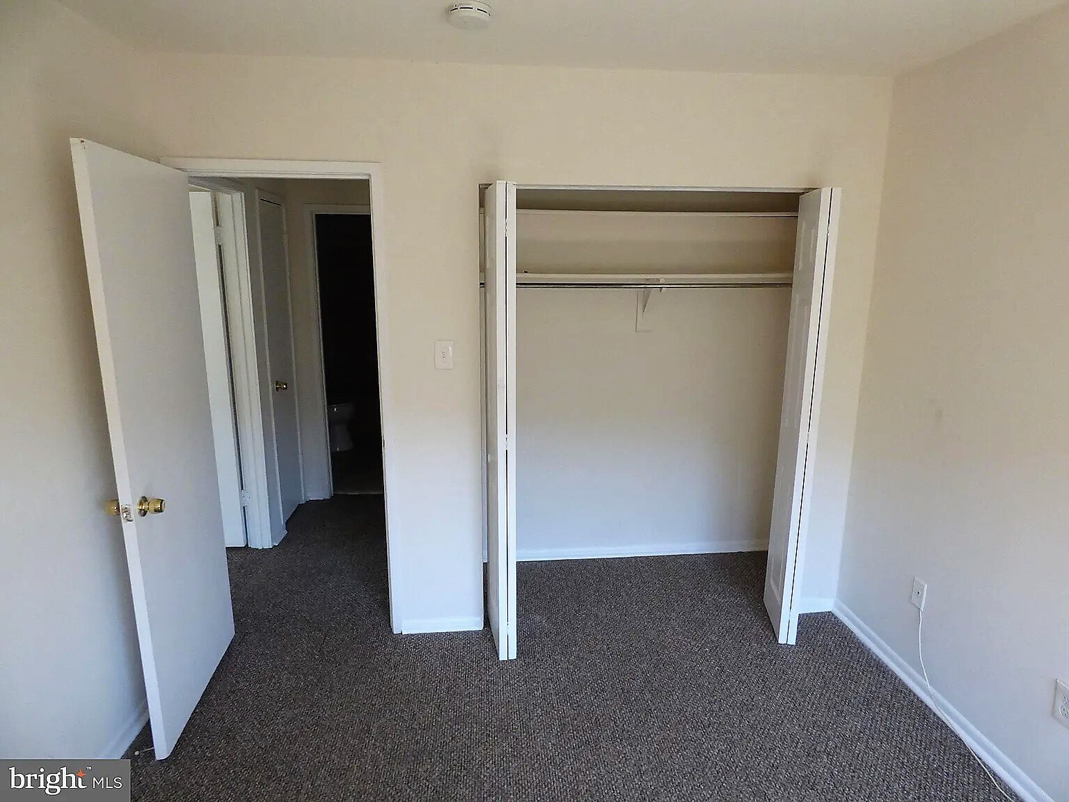 Bedroom - 10222 Prince Plz