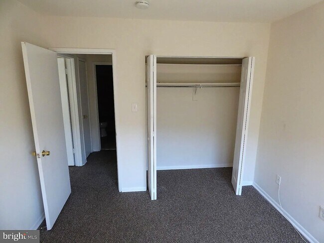 Bedroom - 10222 Prince Plz