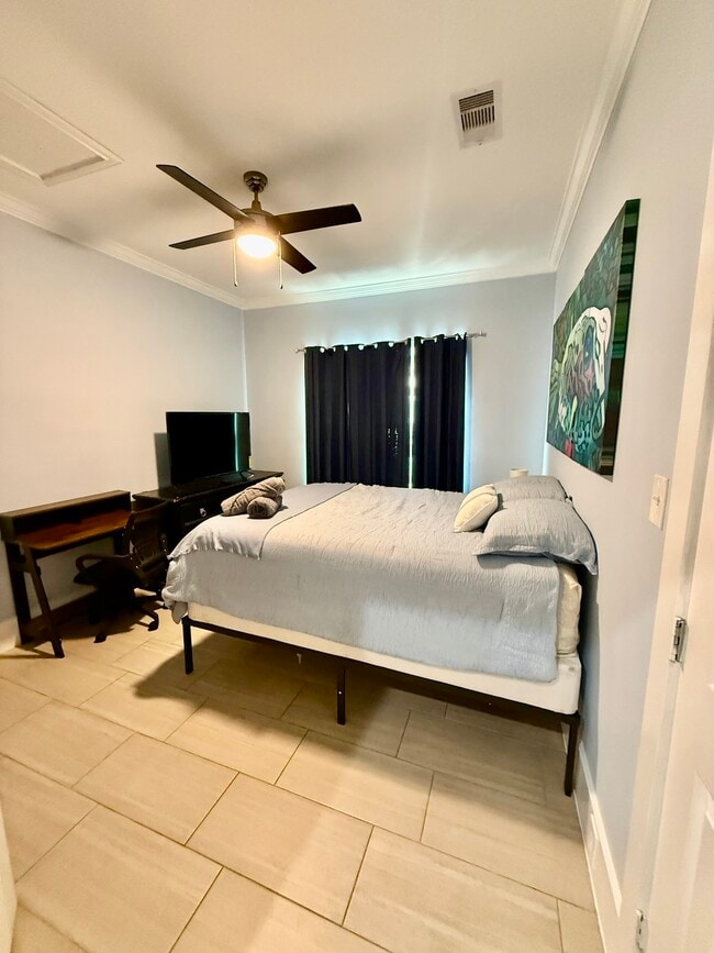 Building Photo - 2312 37th St