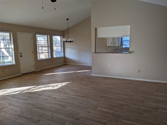 Building Photo - 2519 Buffalo Trail