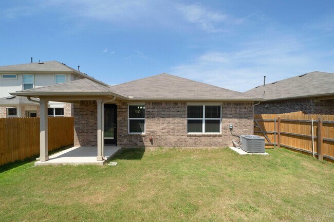 Building Photo - 125 Frederick Dr