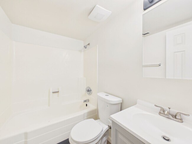 Building Photo - 3 Bedroom Home in Steelton