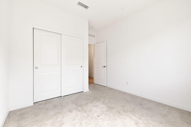 Building Photo - 79329 Zamora Ct