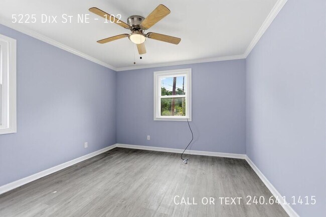 Building Photo - 5225 Dix St NE