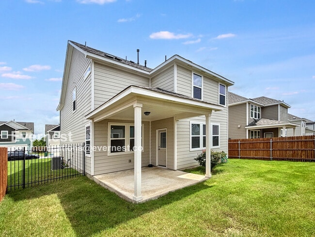 Building Photo - 2907 Bronx Dr