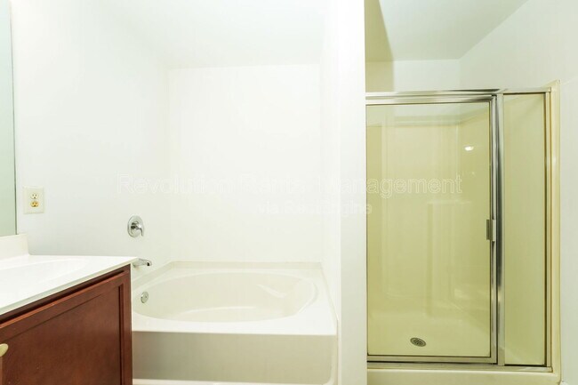 Building Photo - 3447 Desoto Rd