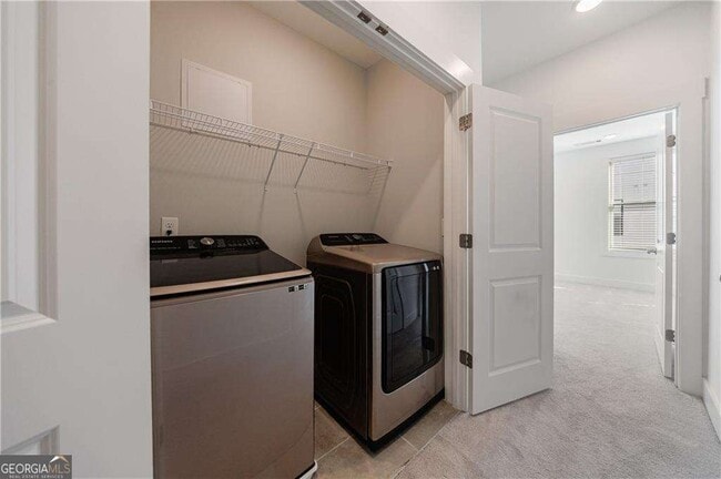 Building Photo - 1032 Robert Smalls Wy